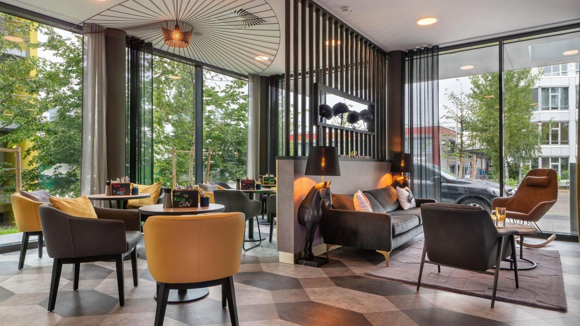 Отель - The Niu, Fury Messe By Ihg 3*