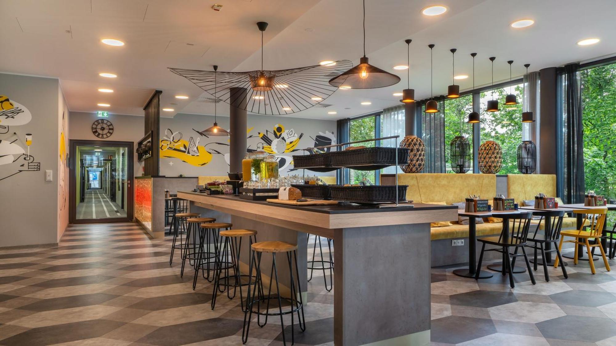 - The Niu, Fury Messe By Ihg Отель Ашхайм
